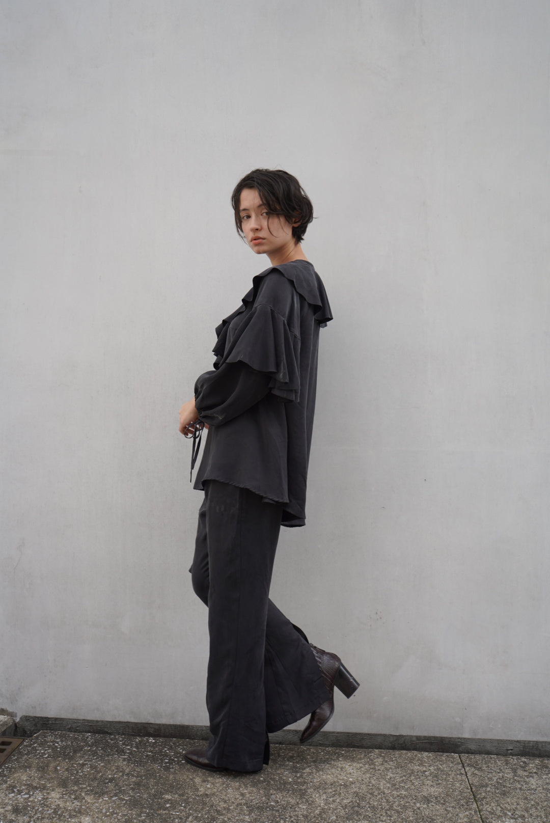Satin Trouser with Frills - BLACK – M.Hiramatsu
